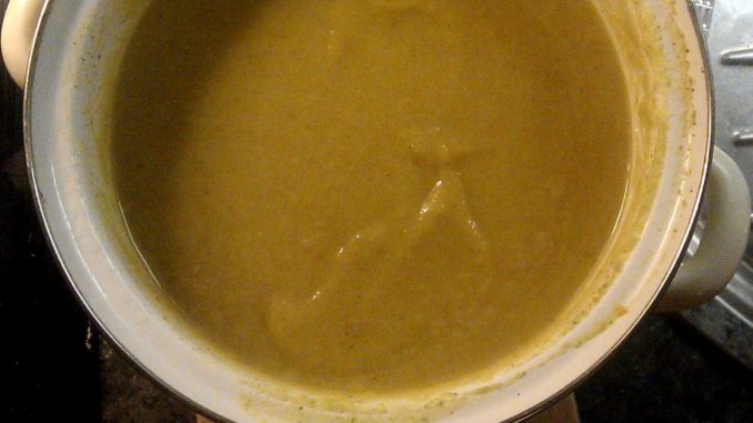 krémová brokolicová polévka